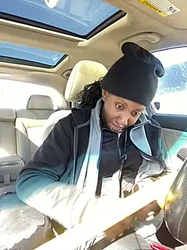 Snapshot of Yoshibaby2670 chatting on 02-25-25, 07:03 Yoshibaby2670 online show from 02-25-25, 07:03