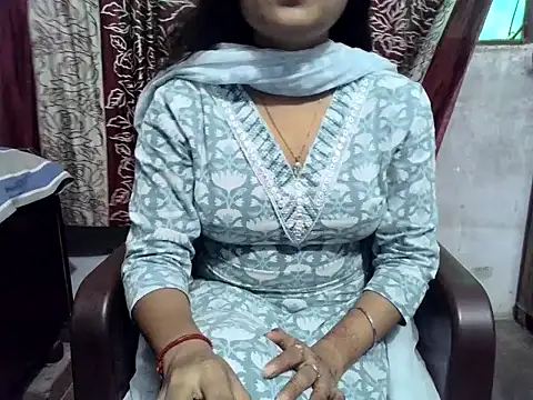 Snapshot of SIYA_MAVI chatting on 05-02-26, 01:54 SIYA MAVI online show from 05-02-26, 01:54