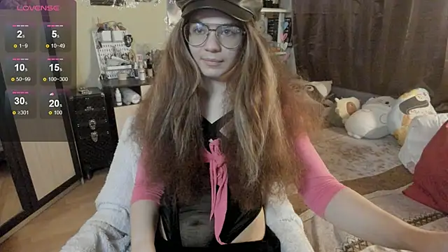 Snapshot of alexiamaleax chatting on 11-16-25, 03:45 alexiamaleax online show from 11-16-25, 03:45