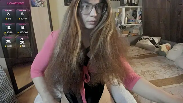 Snapshot of alexiamaleax chatting on 11-17-25, 02:50 alexiamaleax online show from 11-17-25, 02:50