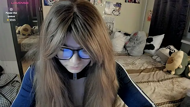 alexiamaleax online show from 04-24-26, 01:19