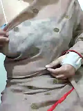 mallupriyapriya online show from 02-10-26, 04:33