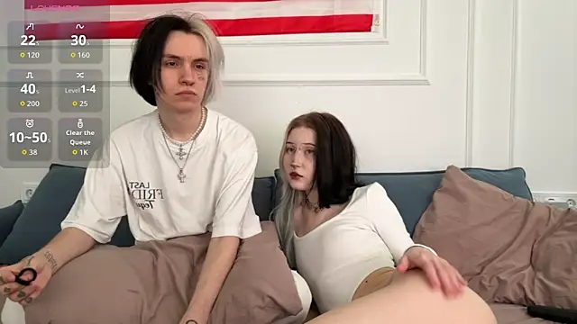 Snapshot of VeryRare_TwinS chatting on 03-26-26, 02:39 VeryRare TwinS online show from 03-26-26, 02:39