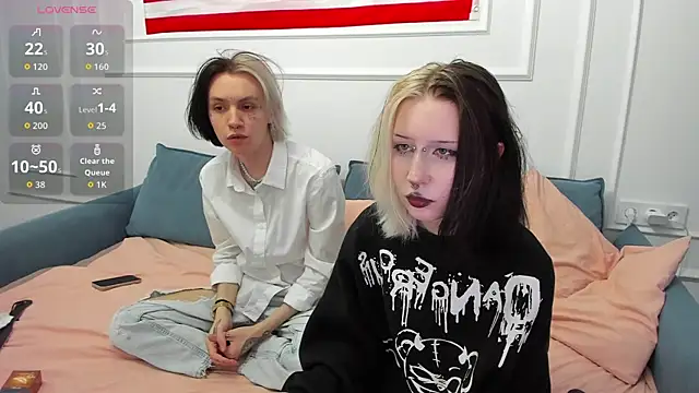 VeryRare TwinS online show from 05-11-26, 07:22