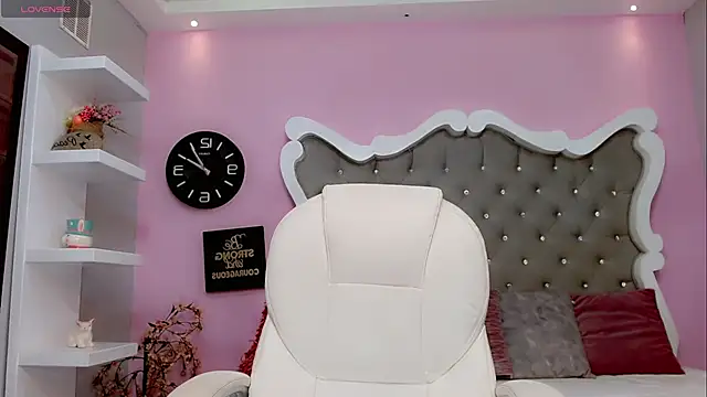 Diva Smith02 online show from 01-25-25, 11:34