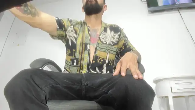 ragnar881547 online show from 01-08-25, 08:29