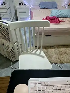 AliceRuivinha2 online show from 01-29-25, 08:51