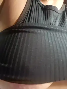 AliceRuivinha2 online show from 03-07-25, 06:33