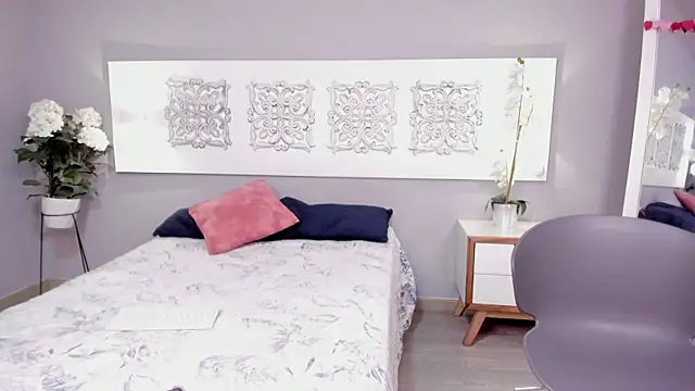 Snapshot of iriis_rosse chatting on 03-03-25, 09:26 iriis rosse online show from 03-03-25, 09:26