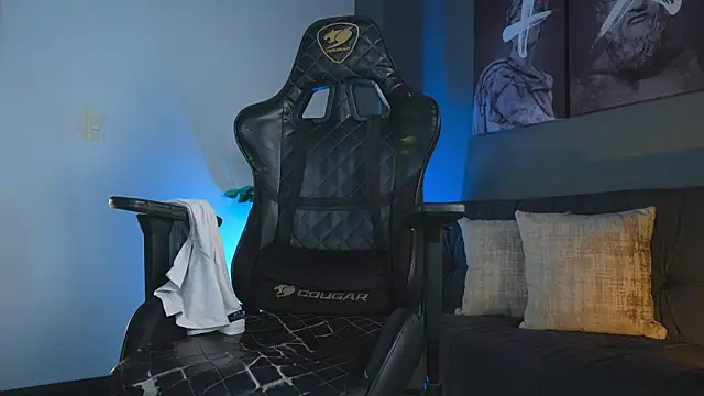 kevin montoya online show from 11-08-25, 02:50