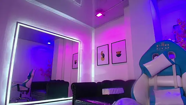 Arianna sweeet online show from 04-22-26, 03:53