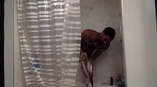 Snapshot of mileshighclub420 chatting on 02-14-25, 06:08 mileshighclub420 online show from 02-14-25, 06:08