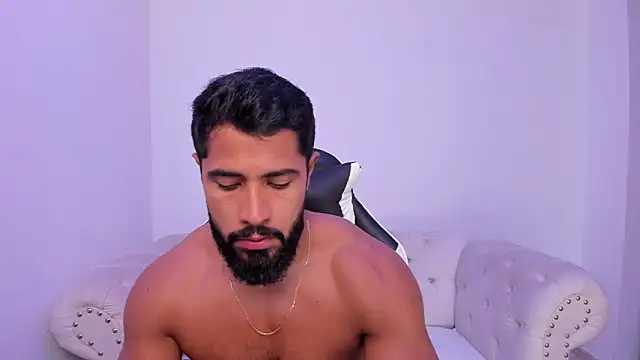 Santiago huntt online show from 12-22-25, 12:57