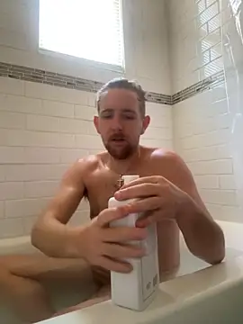 Snapshot of GallantKipling chatting on 10-28-25, 02:20 GallantKipling online show from 10-28-25, 02:20