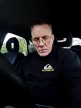 aigledauphin online show from 10-13-25, 11:21