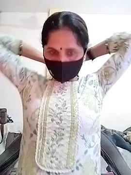 Snapshot of priyancyfun chatting on 01-31-25, 07:07 priyancyfun online show from 01-31-25, 07:07