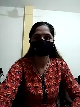 Snapshot of priyancyfun chatting on 02-01-25, 12:37 priyancyfun online show from 02-01-25, 12:37