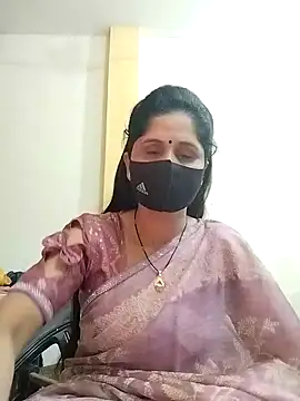 Snapshot of priyancyfun chatting on 02-02-25, 04:00 priyancyfun online show from 02-02-25, 04:00