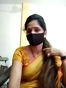 Snapshot of priyancyfun chatting on 02-04-25, 09:28 priyancyfun online show from 02-04-25, 09:28