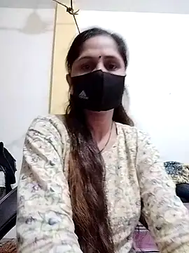 Snapshot of priyancyfun chatting on 02-11-25, 01:20 priyancyfun online show from 02-11-25, 01:20