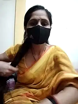 Snapshot of priyancyfun chatting on 02-14-25, 06:23 priyancyfun online show from 02-14-25, 06:23