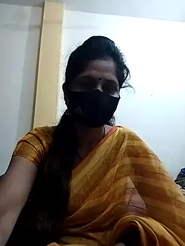 Snapshot of priyancyfun chatting on 02-16-25, 12:10 priyancyfun online show from 02-16-25, 12:10
