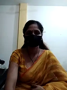 Snapshot of priyancyfun chatting on 02-20-25, 11:20 priyancyfun online show from 02-20-25, 11:20