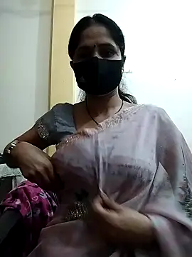 Snapshot of priyancyfun chatting on 02-22-25, 07:12 priyancyfun online show from 02-22-25, 07:12