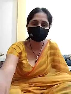 Snapshot of priyancyfun chatting on 02-23-25, 12:48 priyancyfun online show from 02-23-25, 12:48