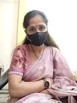 Snapshot of priyancyfun chatting on 03-02-25, 04:32 priyancyfun online show from 03-02-25, 04:32