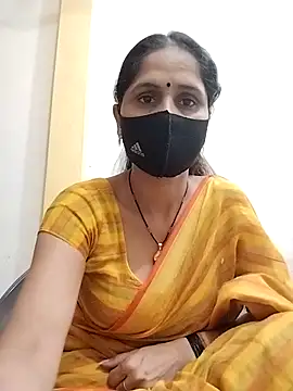 Snapshot of priyancyfun chatting on 03-06-25, 07:47 priyancyfun online show from 03-06-25, 07:47