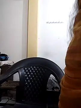 Snapshot of priyancyfun chatting on 03-08-25, 11:58 priyancyfun online show from 03-08-25, 11:58