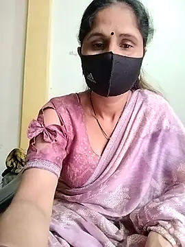 Snapshot of priyancyfun chatting on 03-09-25, 06:28 priyancyfun online show from 03-09-25, 06:28