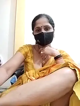 Snapshot of priyancyfun chatting on 03-19-25, 04:13 priyancyfun online show from 03-19-25, 04:13