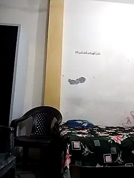 Snapshot of priyancyfun chatting on 09-20-25, 11:44 priyancyfun online show from 09-20-25, 11:44