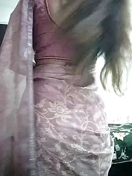 Snapshot of priyancyfun chatting on 10-15-25, 05:02 priyancyfun online show from 10-15-25, 05:02