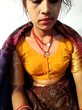 Snapshot of Amaya_Bajwa chatting on 02-01-25, 08:47 Amaya Bajwa online show from 02-01-25, 08:47