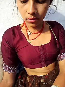 Snapshot of Amaya_Bajwa chatting on 02-03-25, 10:32 Amaya Bajwa online show from 02-03-25, 10:32