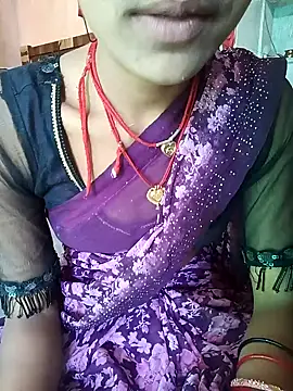 Snapshot of Amaya_Bajwa chatting on 02-06-25, 06:08 Amaya Bajwa online show from 02-06-25, 06:08