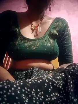 Snapshot of Amaya_Bajwa chatting on 10-07-25, 11:24 Amaya Bajwa online show from 10-07-25, 11:24