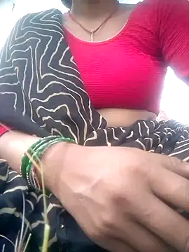 Snapshot of Amaya_Bajwa chatting on 10-11-25, 03:50 Amaya Bajwa online show from 10-11-25, 03:50