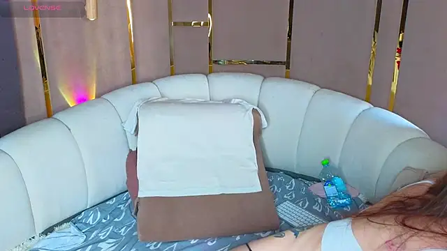 emilytrays online show from 07-01-26, 06:15