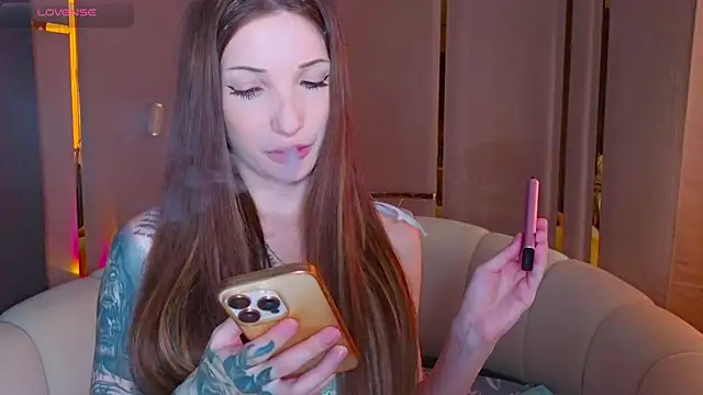 emilytrays online show from 07-17-26, 02:56