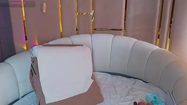 emilytrays online show from 07-29-26, 02:26