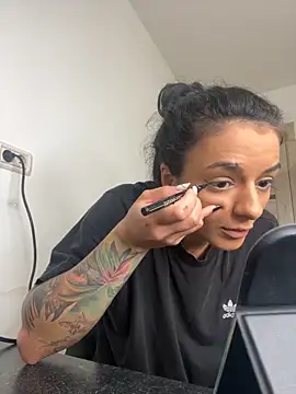 NNNoire online show from 10-26-25, 08:09