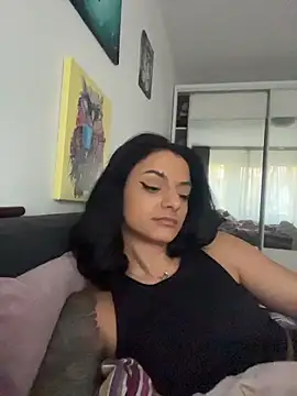 NNNoire online show from 11-14-25, 01:43