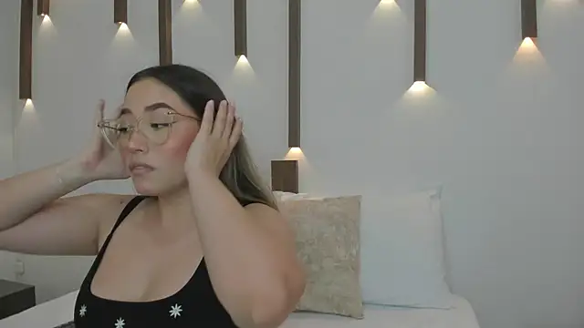 antonella cutie  online show from 01-28-25, 12:00