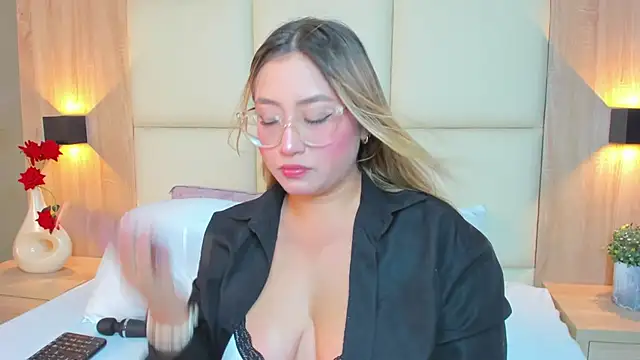 antonella cutie  online show from 07-17-26, 12:56