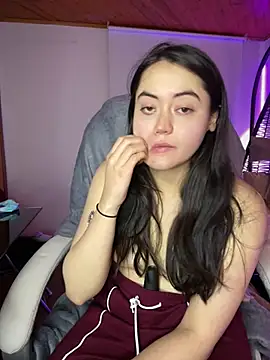 Camila pinkk online show from 04-15-26, 07:58