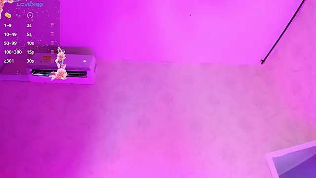 NAHIARA LEE online show from 11-21-25, 12:04